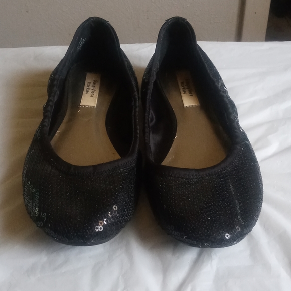 Vera Wang Shoes - SimplyVera-Vera Wang